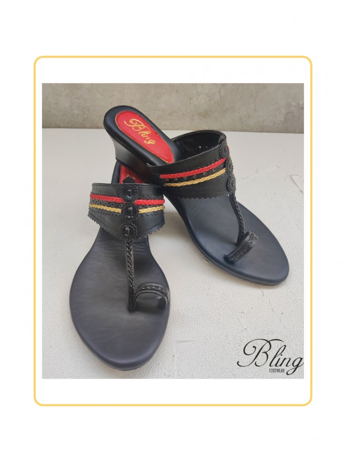 Black red kolhapuri