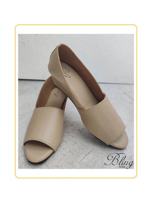 Beige peeptoe